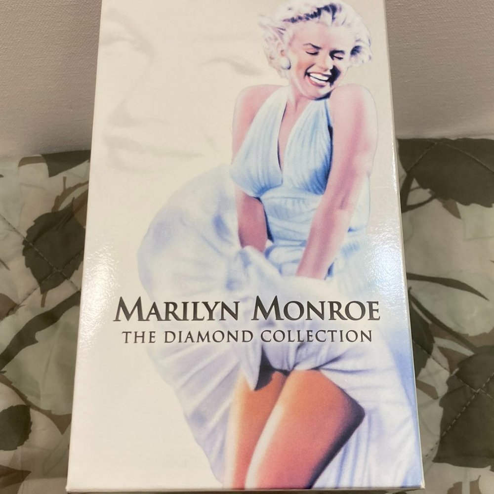 Marilyn Monroe 6 VHS box set by 20'th Century Fox. The Diamond Collection.